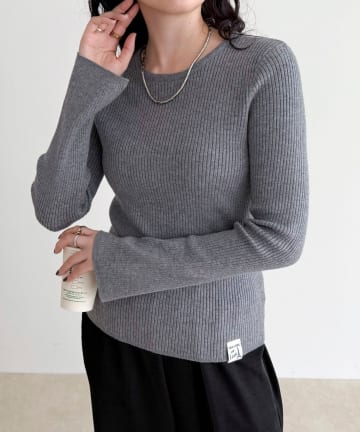 FREDY & GLOSTER(フレディ アンド グロスター) 袖スリットリブニットプルオーバー