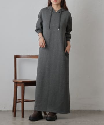 COLONY 2139(コロニー トゥーワンスリーナイン) ダンボールパーカーワンピース