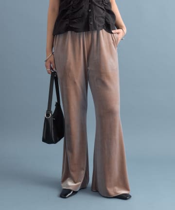 mystic(ミスティック) ベロアフレアパンツ