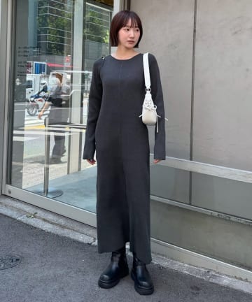 mline(エムライン) [mline]カットアウト ニットワンピース