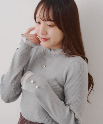 Remind me and forever(リマインドミーアンドフォーエバー) ボタンフレアスリーブニット