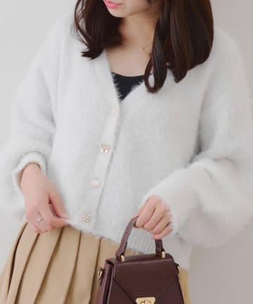 NICE CLAUP / OLIVE des OLIVE OUTLET(ナイスクラップ  / オリーブ デ オリーブ アウトレット) モテふわ♡【RMAF】ラメフェザー色々釦カーデ