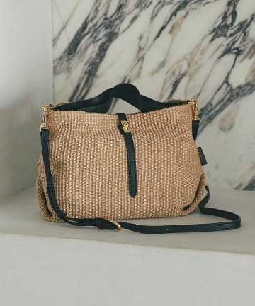 La boutique BonBon(ラブティックボンボン) 【ヴィオラドーロ】ラフィア調シートストラップ付ビッグバッグ