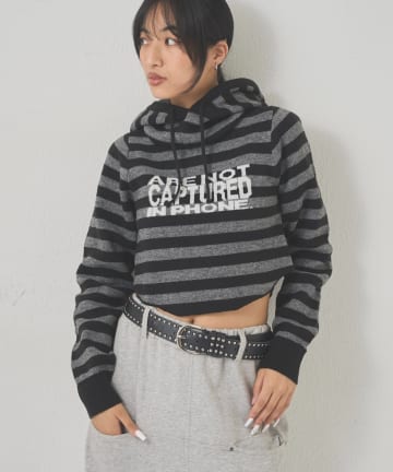 WHO’S WHO gallery(フーズフーギャラリー) 2WAY ロゴボーダーフーディニット