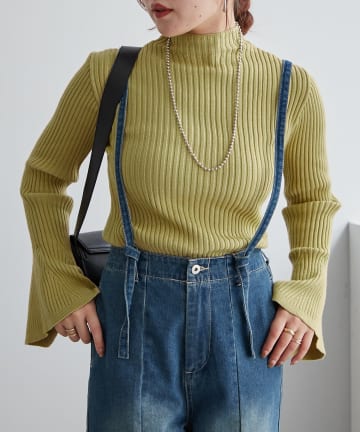 NICE CLAUP / OLIVE des OLIVE OUTLET(ナイスクラップ  / オリーブ デ オリーブ アウトレット) プチプラseries♡【RMAF】袖フレアーニット