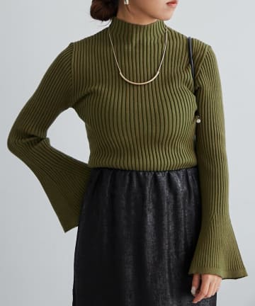 NICE CLAUP / OLIVE des OLIVE OUTLET(ナイスクラップ  / オリーブ デ オリーブ アウトレット) プチプラseries♡【RMAF】袖フレアーニット