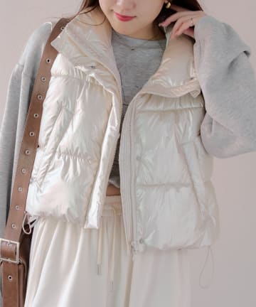 NICE CLAUP / OLIVE des OLIVE OUTLET(ナイスクラップ  / オリーブ デ オリーブ アウトレット) プチプラseries♡【RMAF】裾シャーリング中綿ベスト