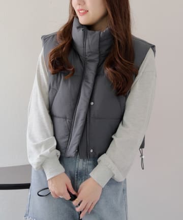 NICE CLAUP / OLIVE des OLIVE OUTLET(ナイスクラップ  / オリーブ デ オリーブ アウトレット) プチプラseries♡【RMAF】裾シャーリング中綿ベスト