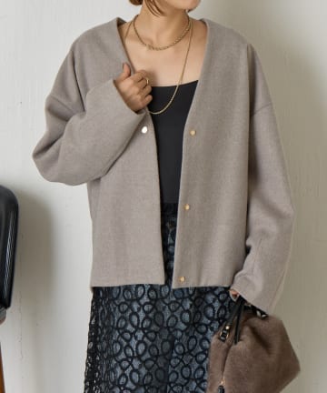 Jena　espace merveilleux(ジェナ　エスパスメルヴェイユ) 裾ピンタックショートジャケット