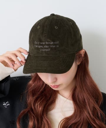 刺繍コーデュロイキャップ