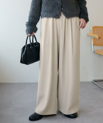 DISCOAT(ディスコート) 【腰回りカバー/綺麗見え】タック使いイージーパンツ