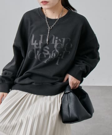 Lui's(ルイス) ピグメント加工ロゴスウェット