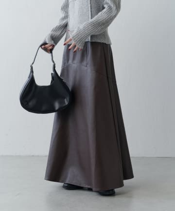 Lui's(ルイス) フェイクレザーフレアロングスカート