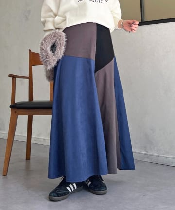 un dix cors(アンディコール) バイカラースエードスカート