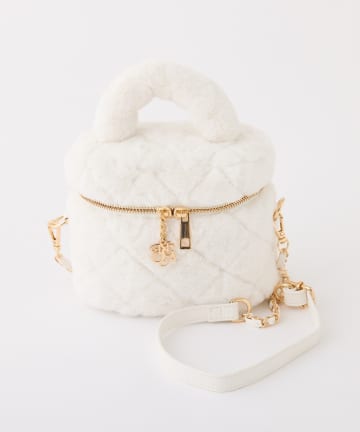 one after another NICE CLAUP(ワンアフターアナザー ナイスクラップ) フェイクファーキルティングバニティバッグ