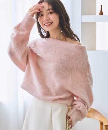 La boutique BonBon(ラブティックボンボン) オフショルシャギーニット