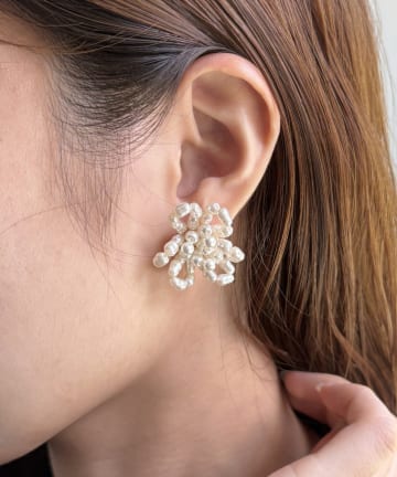 Lattice(ラティス) フラワーパールピアス