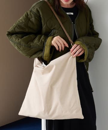 Kastane(カスタネ) 【A4サイズ/一部店舗限定】ビジュースエードショルダーBAG