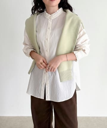 FREDY & GLOSTER(フレディ アンド グロスター) バンドカラーフリルシャツ