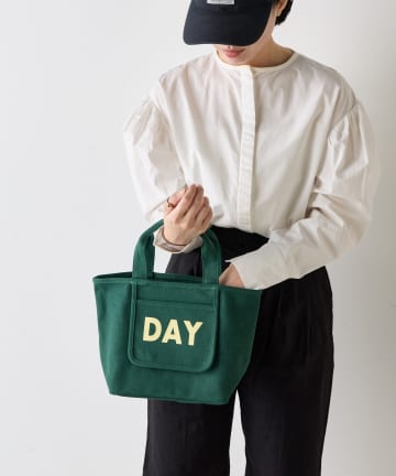 BIRTHDAY BAR(バースデイバー) キャンバスロゴプリントミニトートバッグ