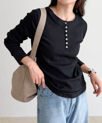 FREDY & GLOSTER(フレディ アンド グロスター) レイヤード風ヘンリーネックプルオーバー