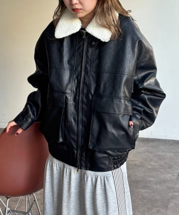 CPCM(シーピーシーエム) 襟ボア合皮中綿ビッグジャケット