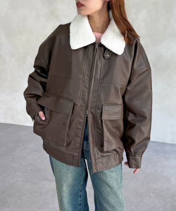 CPCM(シーピーシーエム) 襟ボア合皮中綿ビッグジャケット