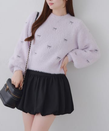 NICE CLAUP / OLIVE des OLIVE OUTLET(ナイスクラップ  / オリーブ デ オリーブ アウトレット) 【RMAF】リボン刺しゅうフェザーニット