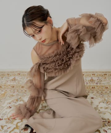 【オケージョン】フリルデザインタイトロングワンピース【SALON by Chico】