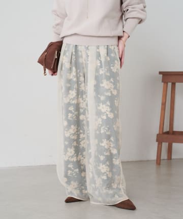 COLLAGE GALLARDAGALANTE(コラージュ ガリャルダガランテ) 【シアーで体型カバー◎】シアーレイヤードフラワー柄パンツ