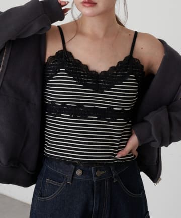 RAY CASSIN(レイカズン) パット付レースキャミ