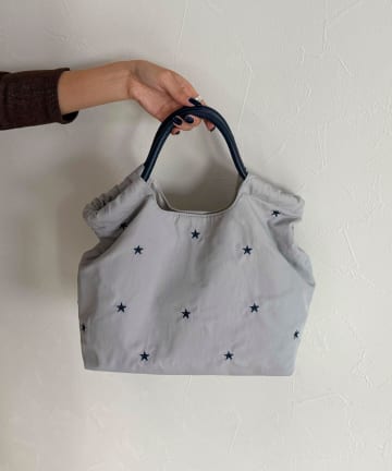 FREDY & GLOSTER(フレディ アンド グロスター) バイカラー星刺しゅう2ＷAYトートバッグ