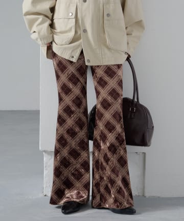 チェックベロアフレアパンツ