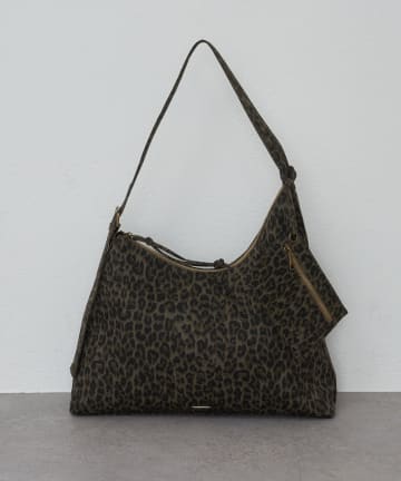 RAY CASSIN(レイカズン) アシメラウンドバッグ