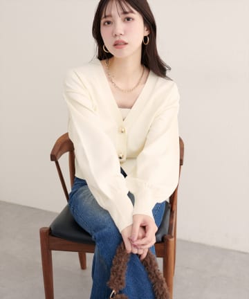 natural couture(ナチュラルクチュール) 【WEB限定】コロンボタンVネックカーデ