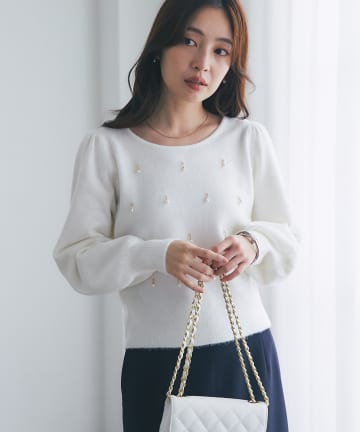 La boutique BonBon(ラブティックボンボン) 雫パールパフスリーブニット