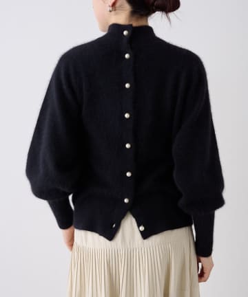 BEARDSLEY(ビアズリー) 後ろ釦ファーニット