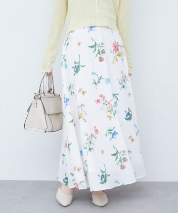 NICE CLAUP / OLIVE des OLIVE OUTLET(ナイスクラップ  / オリーブ デ オリーブ アウトレット) 【natural couture】ガーデンフラワー柄フレアスカート