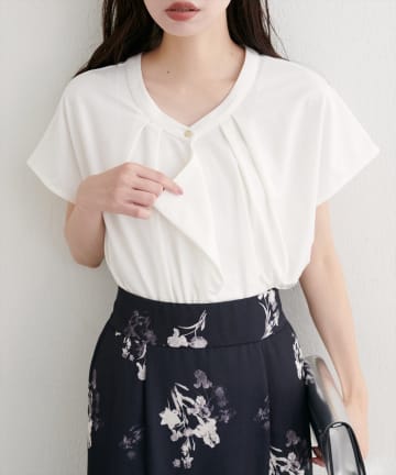 NICE CLAUP / OLIVE des OLIVE OUTLET(ナイスクラップ  / オリーブ デ オリーブ アウトレット) 【natural couture】接触冷感ドレープフリルカットソーブラウス
