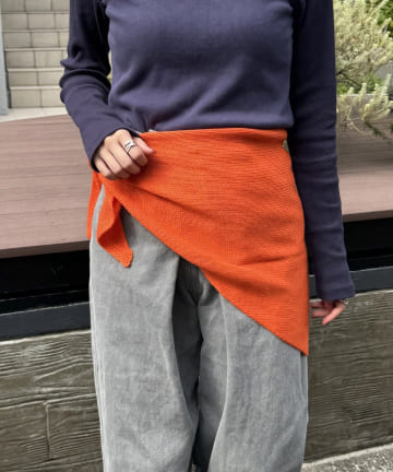 トライアングルニットスカーフ