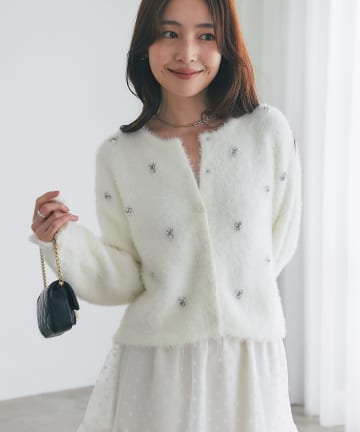 La boutique BonBon(ラブティックボンボン) フェザーヤーンビジュー刺繍ジャケットカーディガン