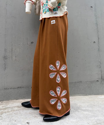 CIAOPANIC TYPY(チャオパニックティピー) ★【HELLO.SANFRANCISCO/ハローサンフランシスコ】フラワーカットスウェットワイドパンツ