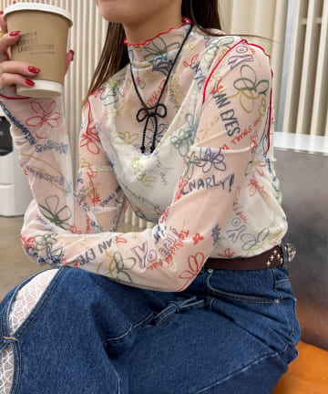 CIAOPANIC(チャオパニック) 【HELLO.SANFRANCISCO/ハローサンフランシスコ】落書き柄シアートップス