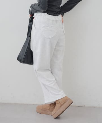 NICE CLAUP / OLIVE des OLIVE OUTLET(ナイスクラップ  / オリーブ デ オリーブ アウトレット) ハートポケットスウェットバレルパンツ