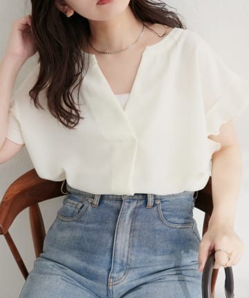 NICE CLAUP / OLIVE des OLIVE OUTLET(ナイスクラップ  / オリーブ デ オリーブ アウトレット) 【natural couture】スキッパーフリル袖ブラウス