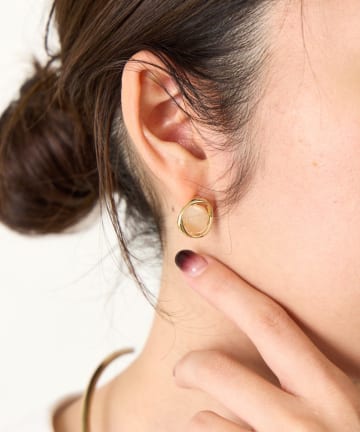 Jena　espace merveilleux(ジェナ　エスパスメルヴェイユ) ニュアンスストーンピアス