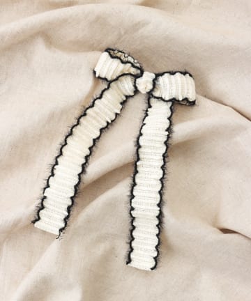 3COINS(スリーコインズ) シャギーツイードリボンクリップ／KIDS