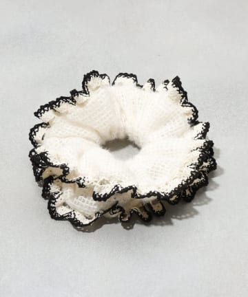 3COINS(スリーコインズ) モノトーンニットシュシュ