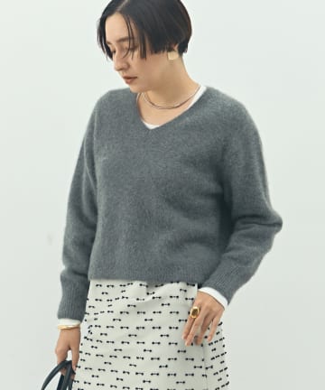 NOLLEY'S(ノーリーズ) ヘアリーストレッチVネックプルオーバーニット