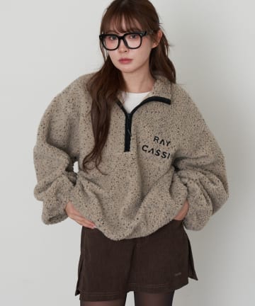 RAY CASSIN(レイカズン) ハーフジップ胸刺繍フリース